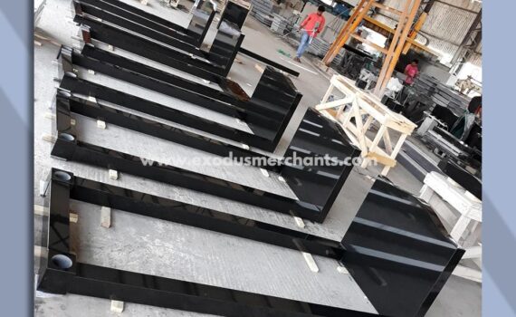 Ogee top with Long kerbs and posts black